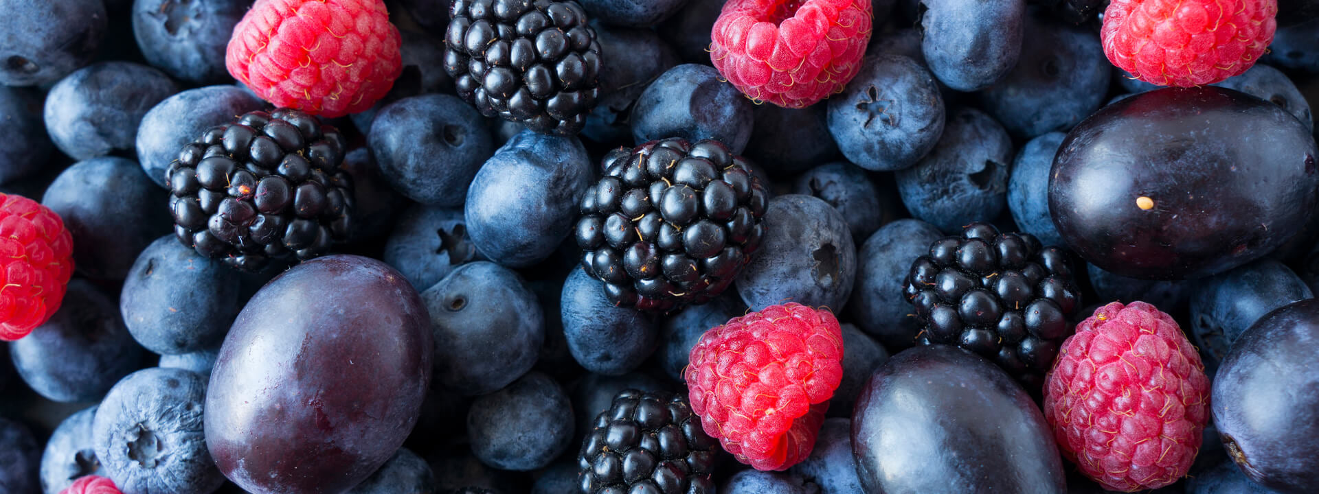 More evidence that eating berries is good for you